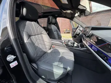 740 d xDrive M SportPaket TV/Kristall/SkyLounge