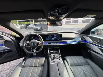 740 d xDrive M SportPaket TV/Kristall/SkyLounge