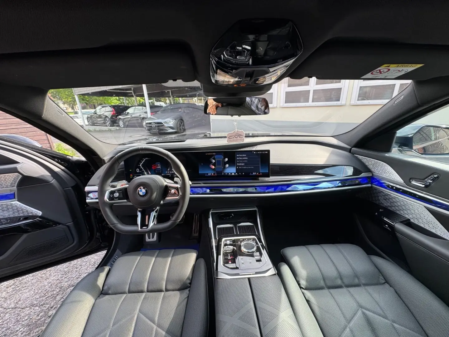 740 d xDrive M SportPaket TV/Kristall/SkyLounge