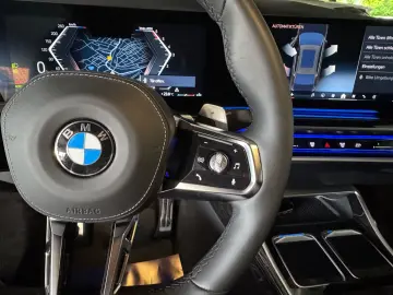 740 d xDrive M SportPaket TV/Kristall/SkyLounge
