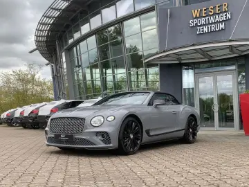 Continental GTC V8 Mulliner Blackline Carbon HUD