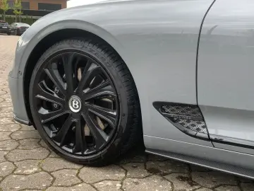 Continental GTC V8 Mulliner Blackline/Carbon/HUD