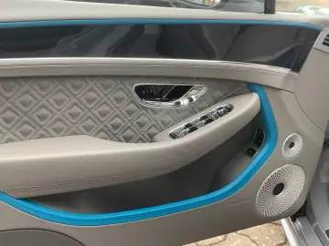 Continental GTC V8 Mulliner Blackline/Carbon/HUD