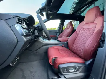 SQ7 4.0 TFSI Quattro Carbon/Pano/Allradlenkung