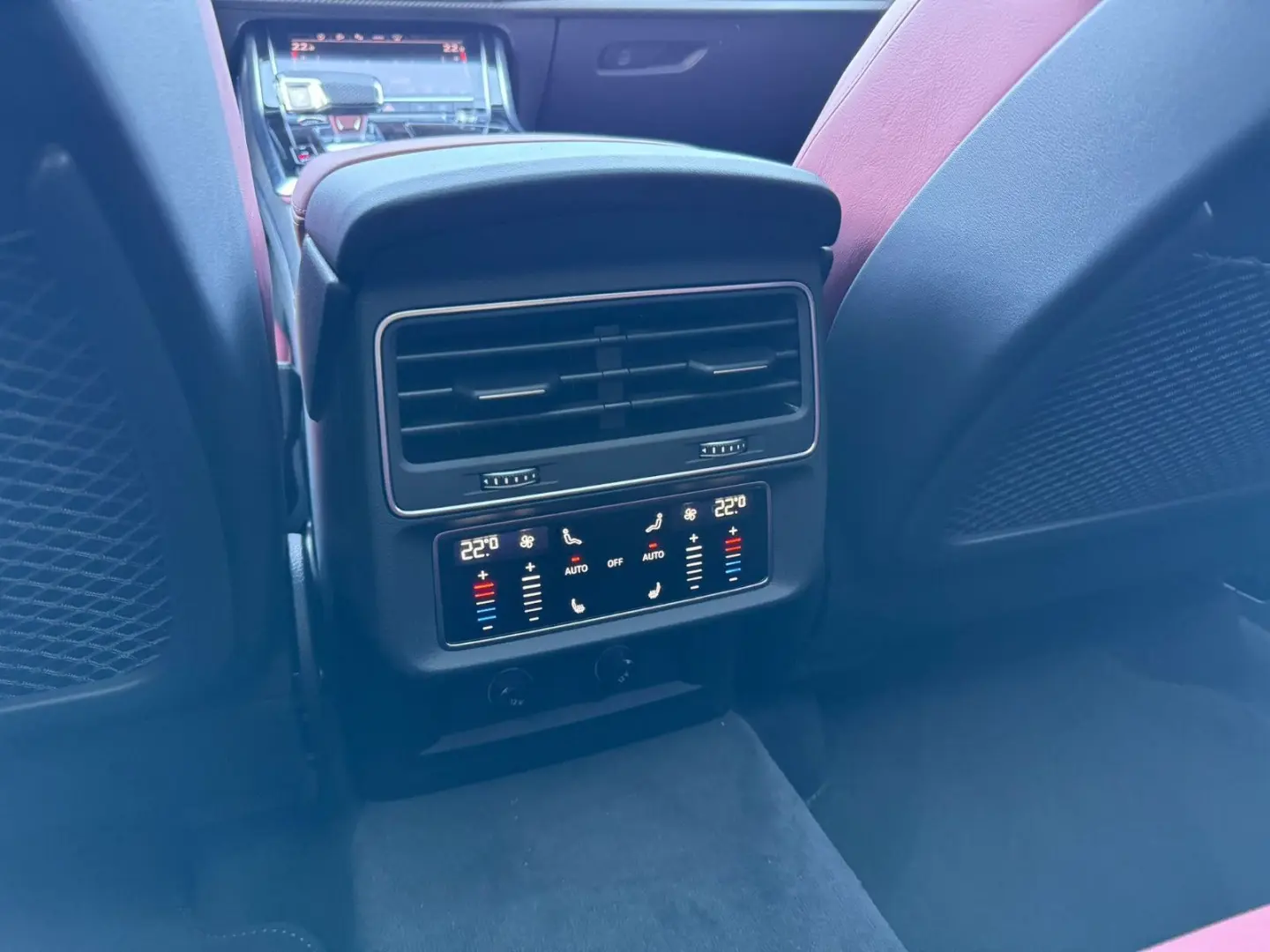 SQ7 4.0 TFSI Quattro Carbon/Pano/Allradlenkung