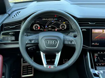 SQ7 4.0 TFSI Quattro Carbon/Pano/Allradlenkung