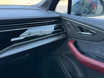 SQ7 4.0 TFSI Quattro Carbon/Pano/Allradlenkung