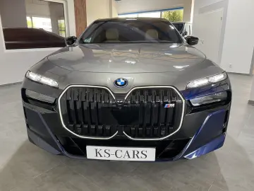 M760 e xDrive Vollausst. ehem.NP: 201.915 ¤