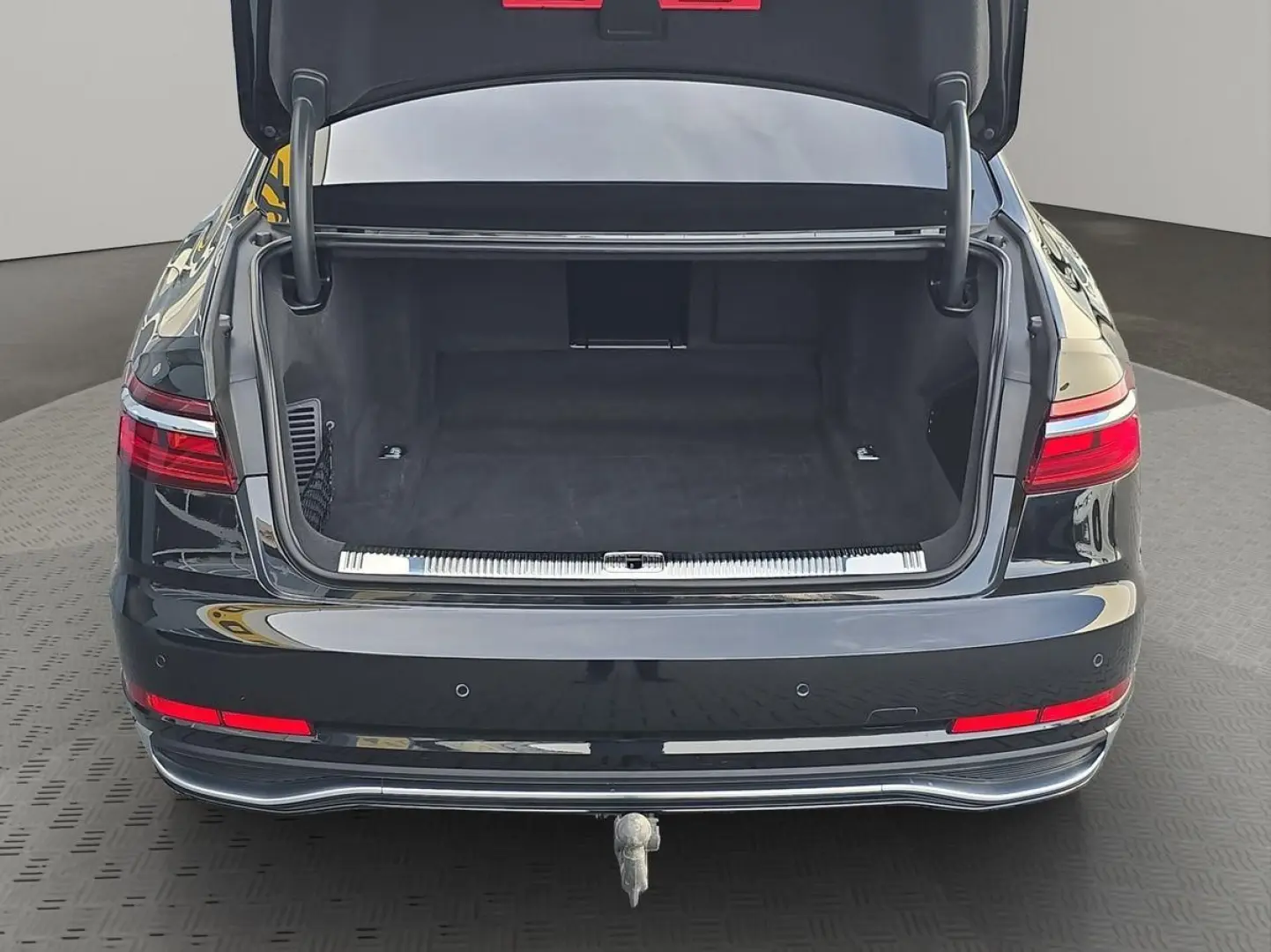 A8 50 TDI quat S-LINE STANDHZ B&O DACH H-UP AHK 