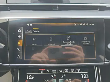 A8 50 TDI quat S-LINE STANDHZ B&O DACH H-UP AHK 