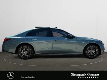 E 300 e 4M AMG Night+Pano+SUPER+Distro+AHK+360°+