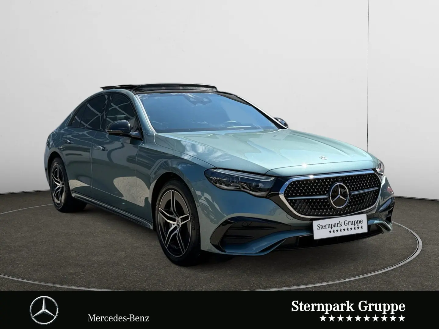 E 300 e 4M AMG Night+Pano+SUPER+Distro+AHK+360°+
