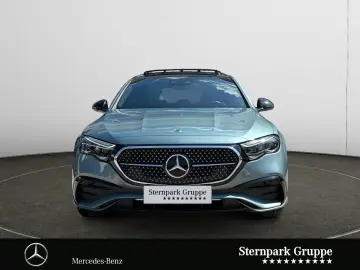 E 300 e 4M AMG Night+Pano+SUPER+Distro+AHK+360°+