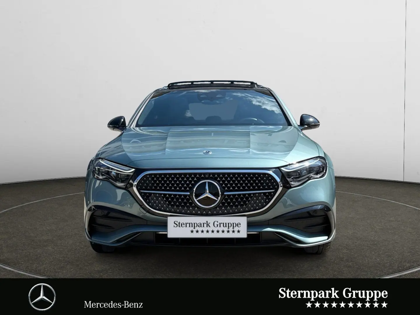 E 300 e 4M AMG Night+Pano+SUPER+Distro+AHK+360°+