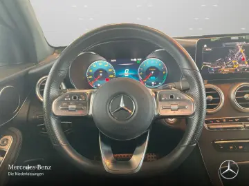 GLC 300 e 4M AMG/Pano/HUD/DigiDisp/Distr/HighAss
