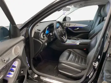 GLC 300 de 4M AMG Ext.+Exclus.Int.Luftfeder PANO