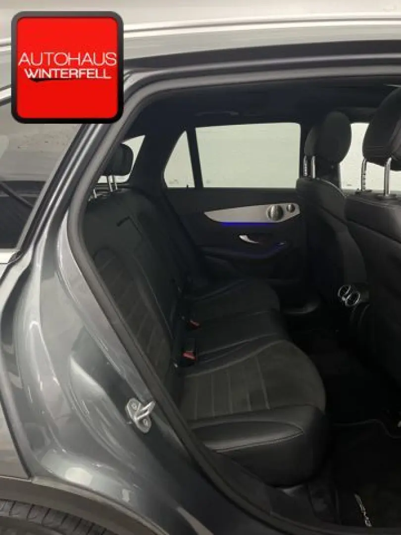 GLC 300 e 4M AMG PANO+AIR-BODY+AHK+MEMO+360+HUD+
