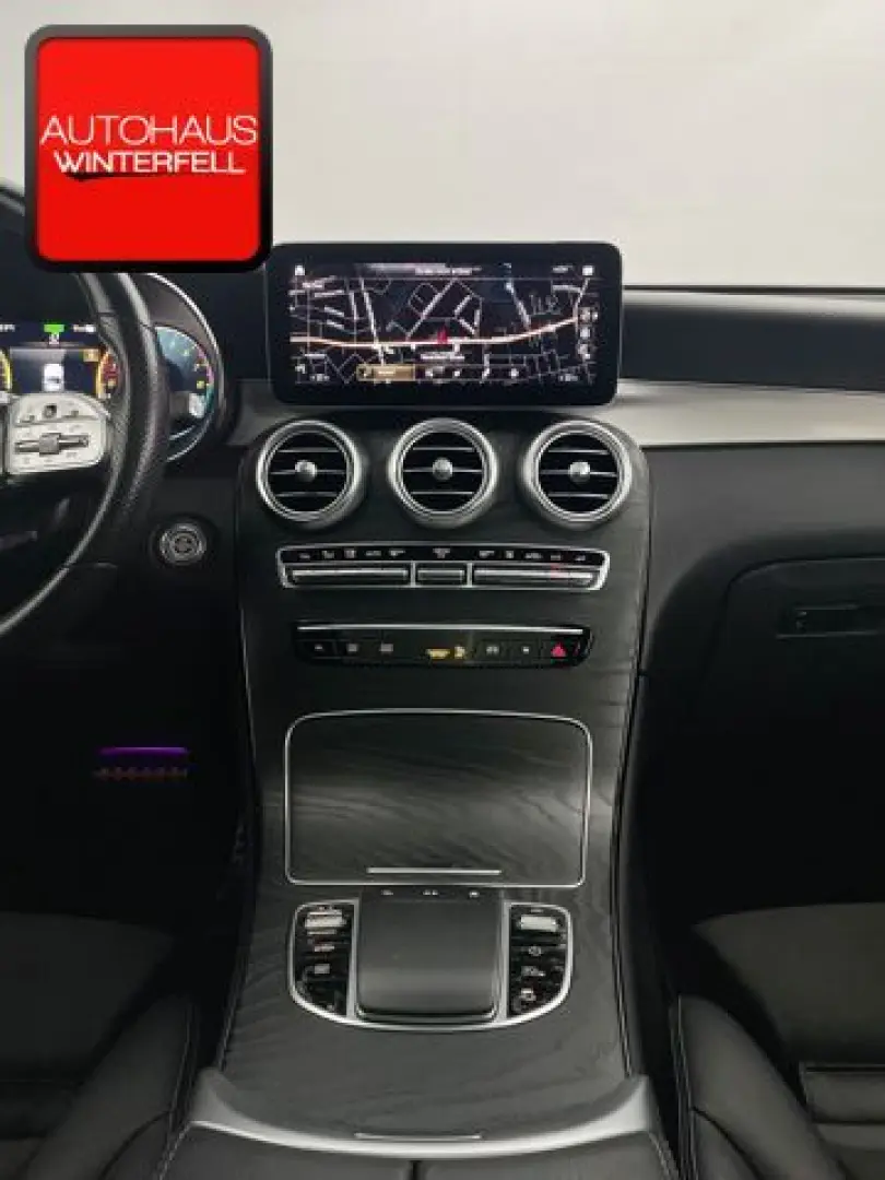 GLC 300 e 4M AMG PANO+AIR-BODY+AHK+MEMO+360+HUD+