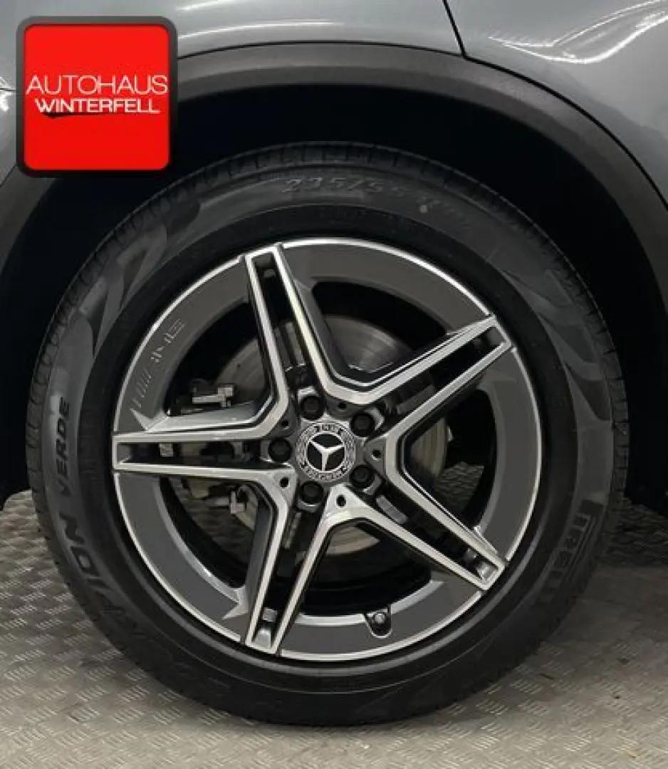 GLC 300 e 4M AMG PANO+AIR-BODY+AHK+MEMO+360+HUD+