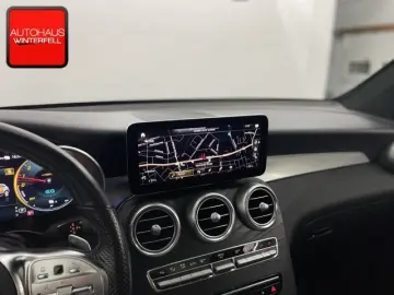 GLC 300 e 4M AMG PANO+AIR-BODY+AHK+MEMO+360+HUD+