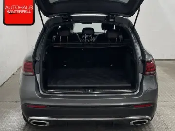 GLC 300 e 4M AMG PANO+AIR-BODY+AHK+MEMO+360+HUD+