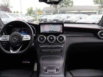 GLC 300 de 4M 3x AMG DISTRO+PANO+KAM360+HEADUP