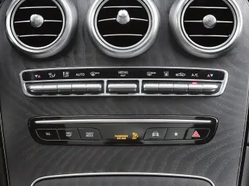GLC 300 de 4M 3x AMG DISTRO+PANO+KAM360+HEADUP