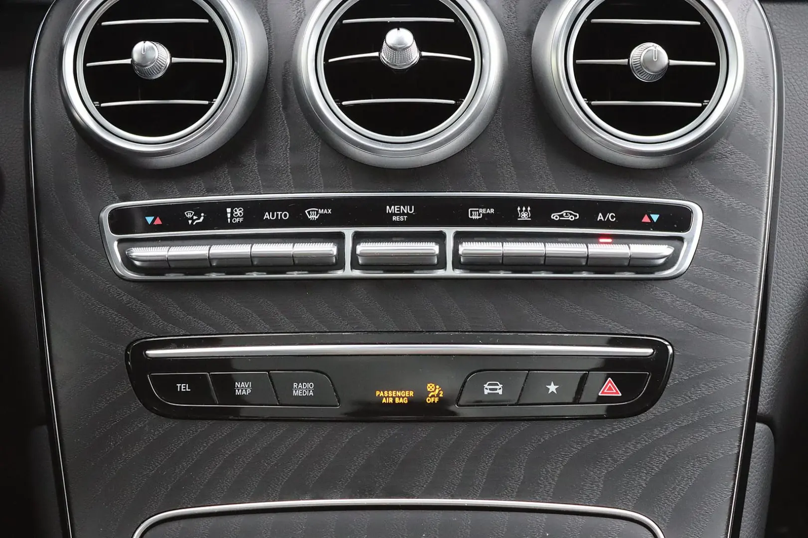 GLC 300 de 4M 3x AMG DISTRO+PANO+KAM360+HEADUP