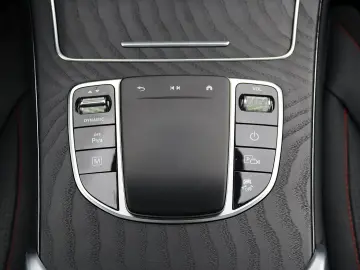 GLC 300 de 4M 3x AMG DISTRO+PANO+KAM360+HEADUP
