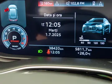 AUDI Q8    S LINE