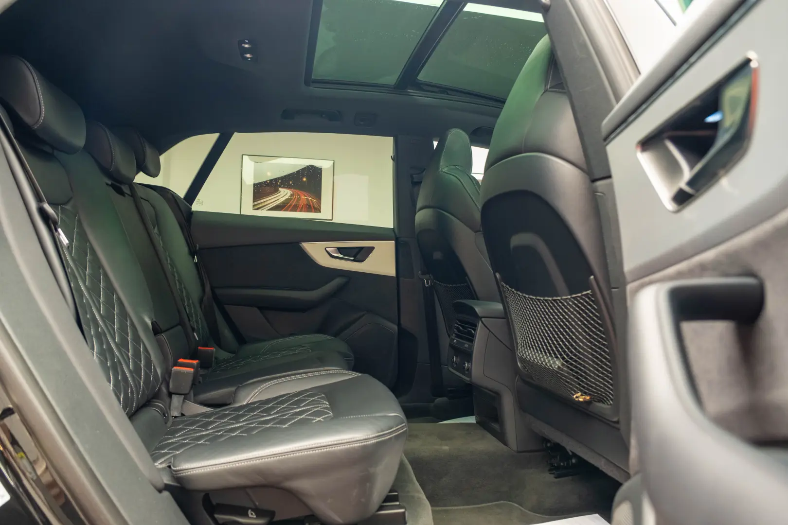 AUDI Q8    S LINE