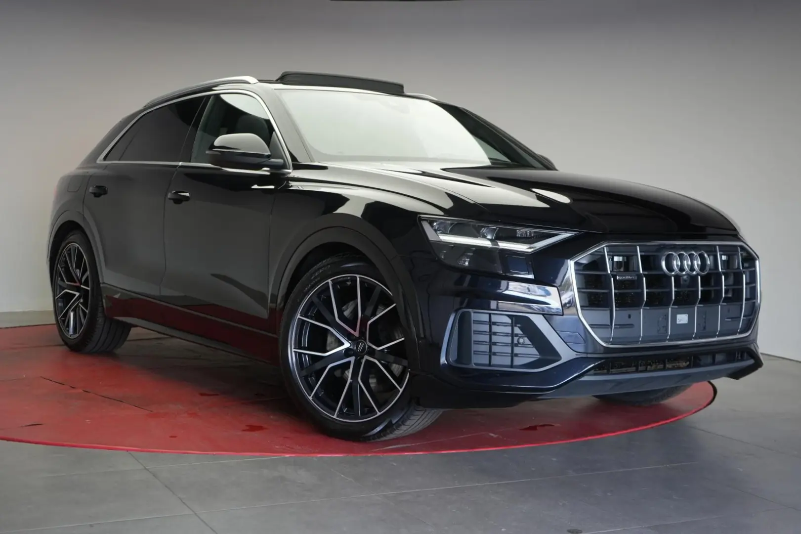 AUDI Q8 50 TDI quattro