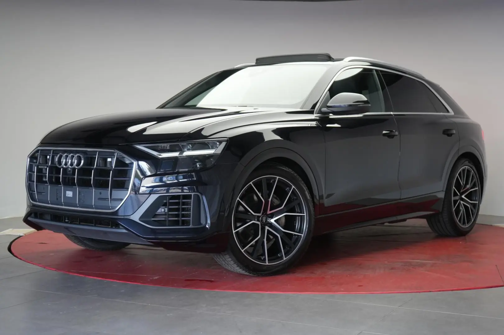 AUDI Q8 50 TDI quattro