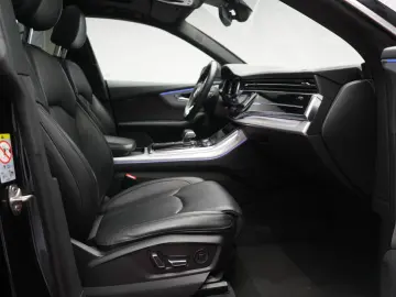 AUDI Q8 50 TDI quattro