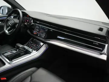 AUDI Q8 50 TDI quattro