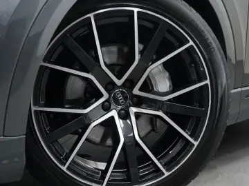 Audi Q8 50 TDI q. S line