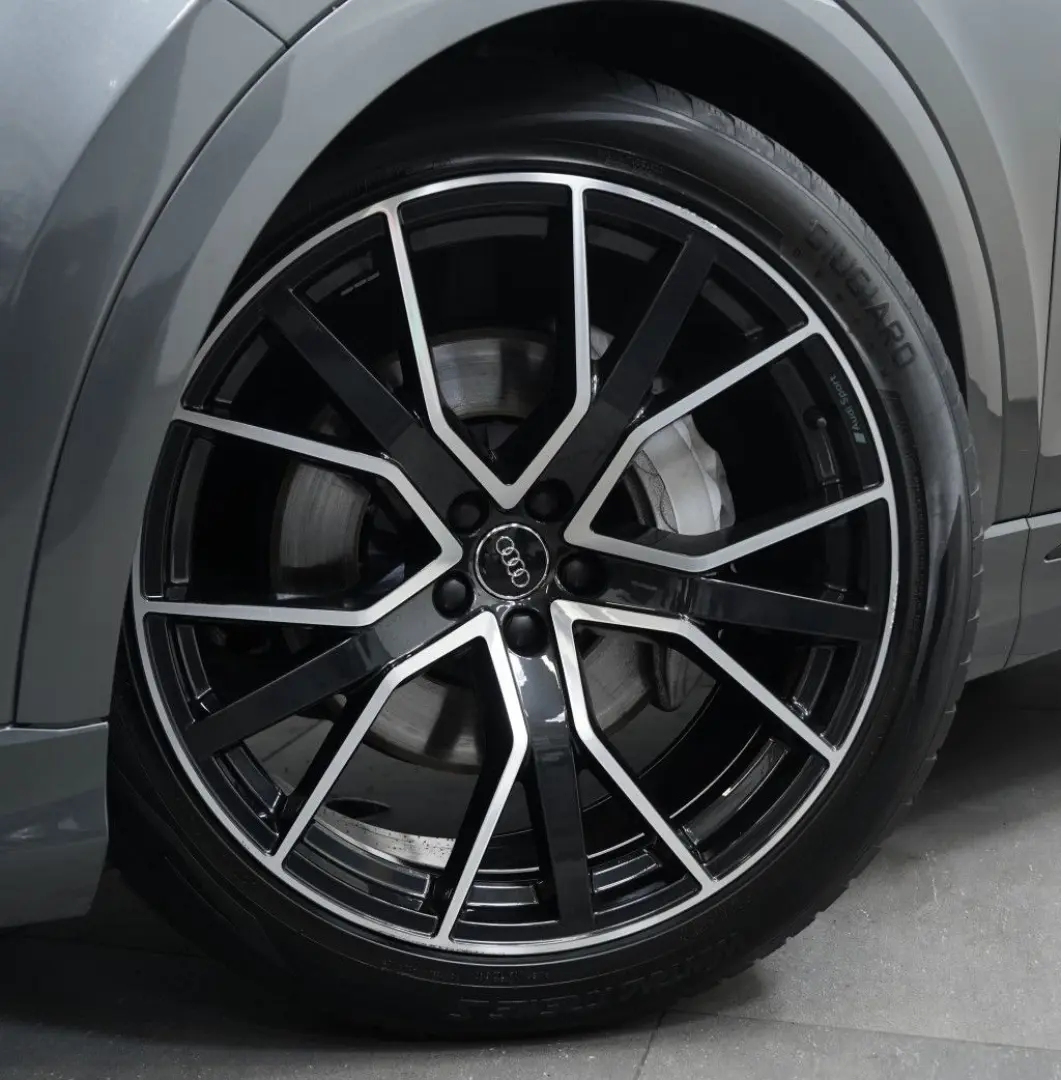 Audi Q8 50 TDI q. S line
