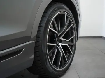 Audi Q8 50 TDI q. S line