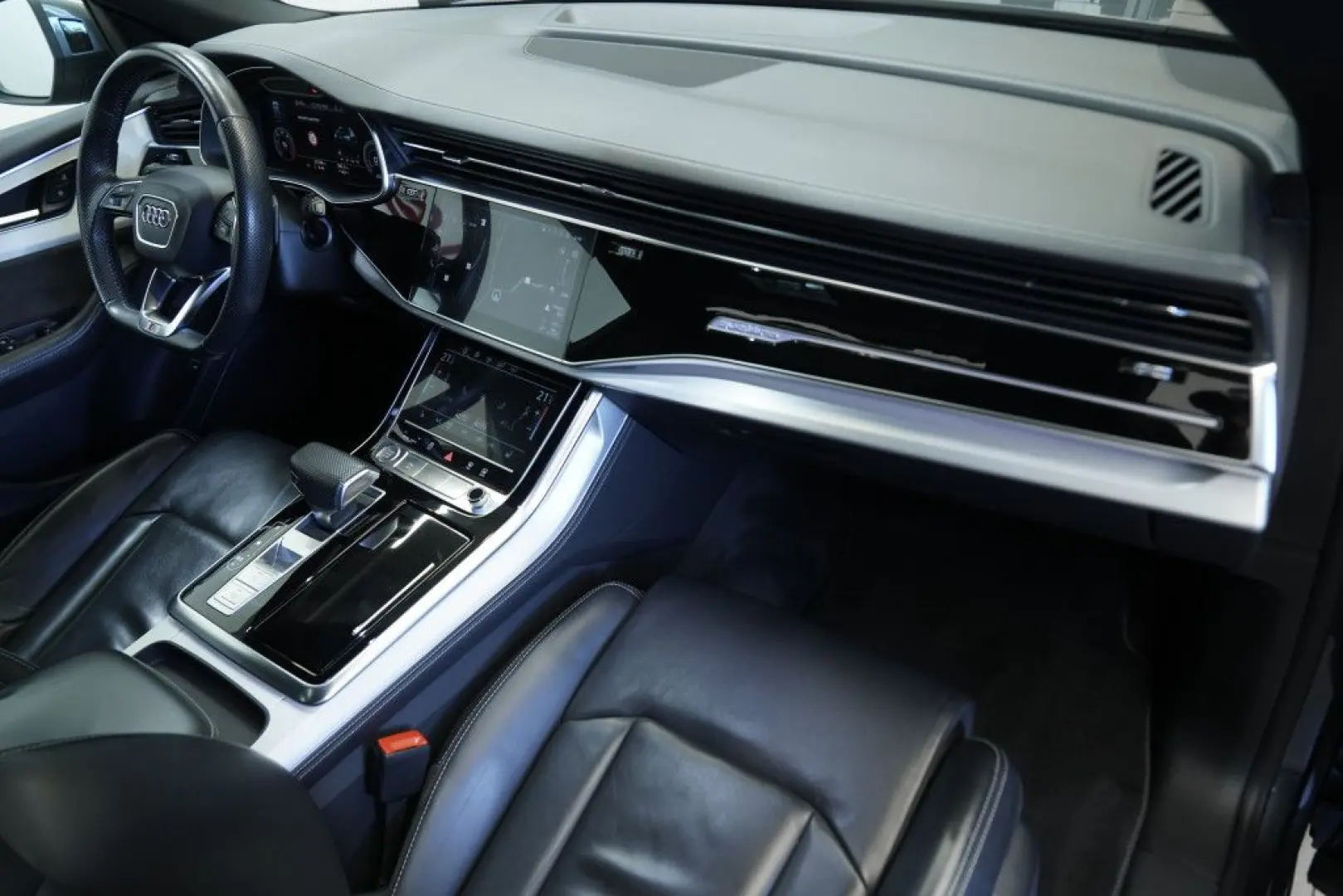 Audi Q8 50 TDI q. S line