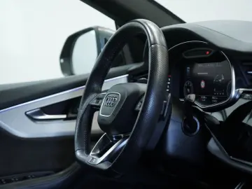 Audi Q8 50 TDI q. S line