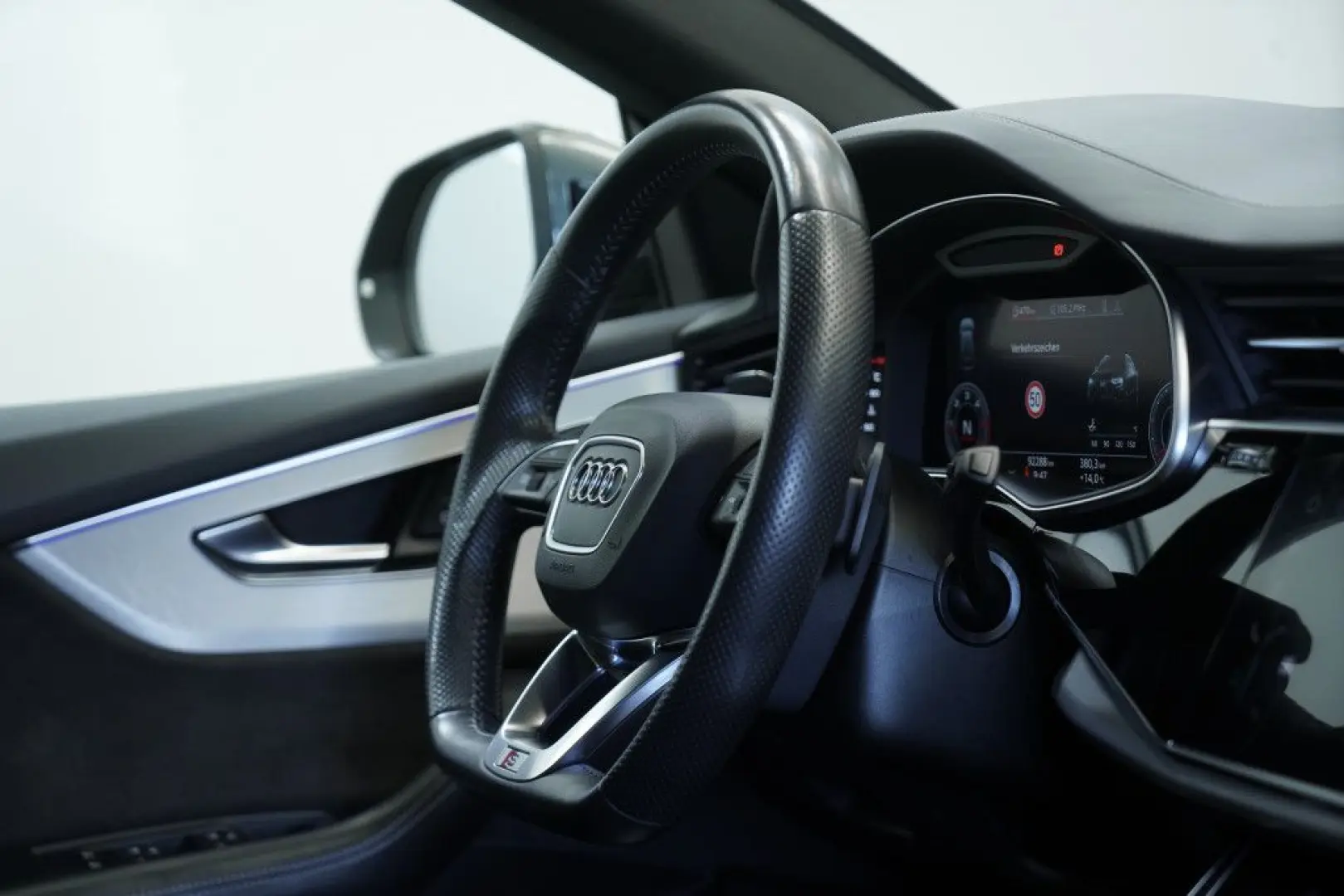 Audi Q8 50 TDI q. S line