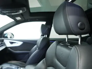 Audi Q8 50 TDI q. S line