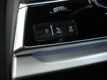 Audi Q8 50 TDI q. S line