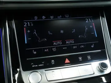 Audi Q8 50 TDI q. S line
