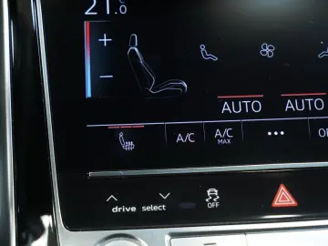Audi Q8 50 TDI q. S line