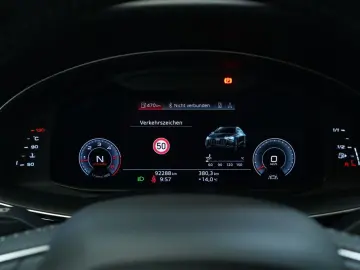 Audi Q8 50 TDI q. S line