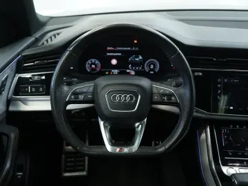 Audi Q8 50 TDI q. S line