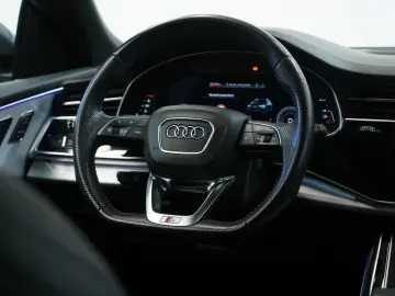 Audi Q8 50 TDI q. S line