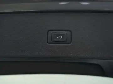 Audi Q8 50 TDI q. S line
