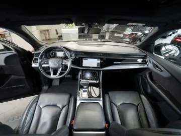 Audi Q8 S line 50 TDI quattro